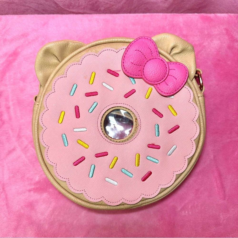 Loungefly Loves Sanrio Hello Kitty Donut Crossbody Purse